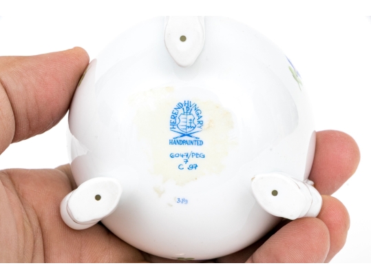 Herend Hungary Hand-Painted Porcelain Egg Box With Rabbit Form Feet, Blue Garland Pattern (PBG)