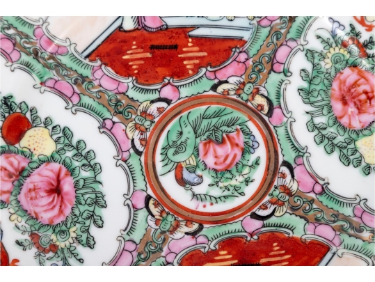 Set Of Four Chinese Rose Medallion Porcelain Plates