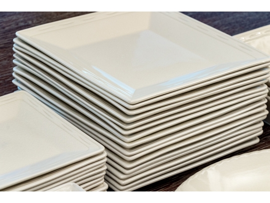 Simon Pearce China Dining China Service