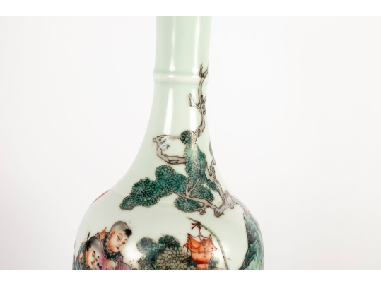 20th Century Chinese Famille Rose Porcelain Bottle Vase