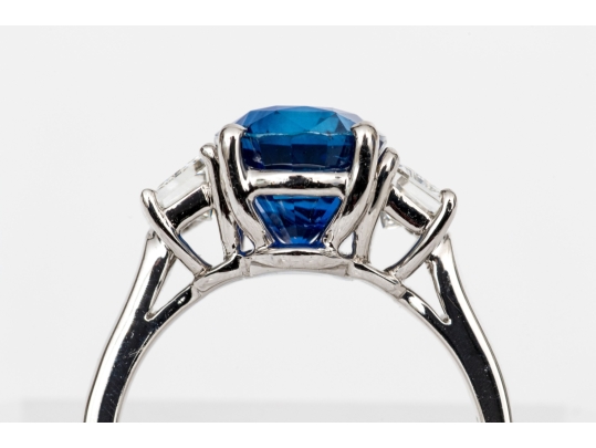 Platinum Beautiful Sapphire And Diamond Three Stone Ring, Size 5.75