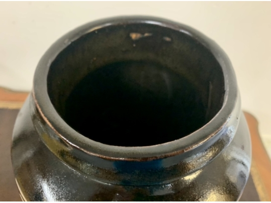 Decorative Chinese Sung Dynasty Style, Cizhou Glazed Ceramic Vase 