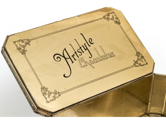 Interesting Table Top Lot