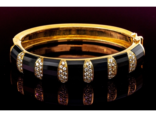 La Triomphe 18k Yellow Gold Stunning Vintage Black Onyx And Pave Diamond Bangle Bracelet