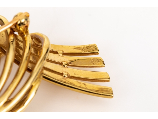 14k Yellow Gold Classic Vintage Knot And Ribbon Matching Earrings And Brooch Set