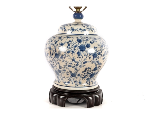 Blue And White Floral Crackle Glaze Ginger Jar Lamp On Wood Base