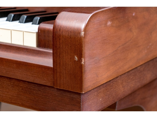 Yamaha G2 Baby Grand Piano