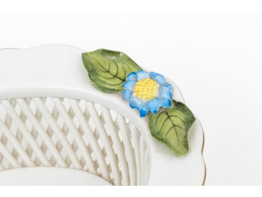 Herend Hungary Hand-Painted Porcelain Small Reticulated Lattice Bowl, Rothschild Bird Pattern