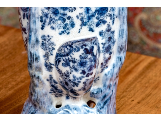 Pair Of Decorative Chinese Porcelain Quatrefoil Vases
