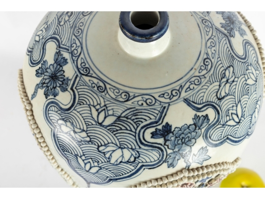 Chinese Republic Period Porcelain Vase With Applied Floral Decoration