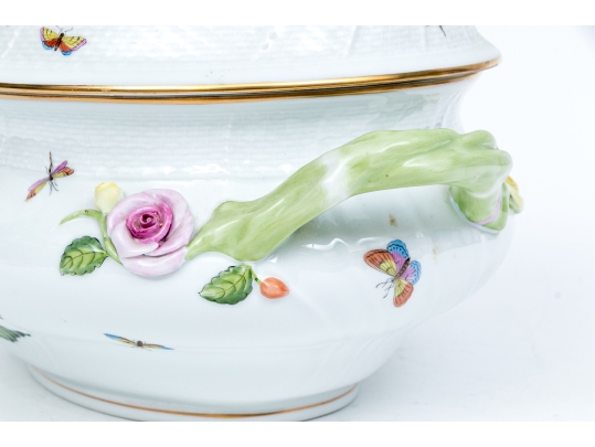 Large Herend Hungary Hand-Painted Porcelain Oval Form Lidded Tureen, Rothschild Bird (RO) Pattern