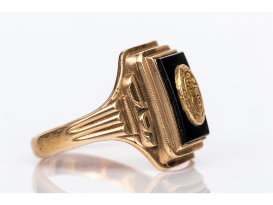 10k Yellow Gold Striking Vintage 1952 School Ring, Size 4.5