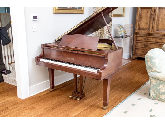 Yamaha G2 Baby Grand Piano