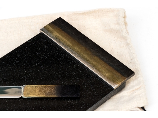 Michael Aram Luxurious Artisanal Cheese Board With Knife