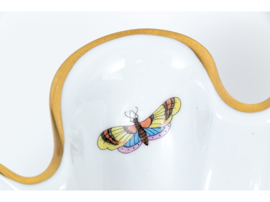 Herend Hungary Hand-Painted Porcelain Shell Form Dish, Rothschild Bird (RO) Pattern