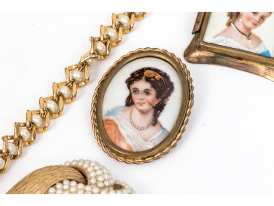 Collection Of Fashion And Limoge Brooches, Necklace And Two Jewelry Boxes