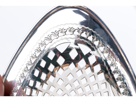 Group Of Three Fine Vintage English Silverplate Baskets
