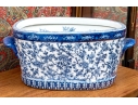 Impressive Decorative Chinese Export Style Twin Handled Porcelain Footbath
