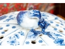 Decorative Chinese Style Bowl With Pierced Lid