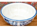 Decorative Chinese Style Bowl With Pierced Lid
