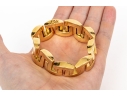 18k Yellow Gold Striking Chunky Opposing 