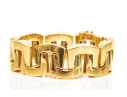 18k Yellow Gold Striking Chunky Opposing 