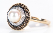 Black, Brown, Yellow, Red, Pink, Blue, Purple, and Green diamonds. Diamonds are colorful  | BRG